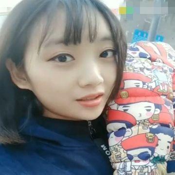 怀孕38周加5的二胎妈妈，还要抱着30斤的大宝，直呼自己是超人