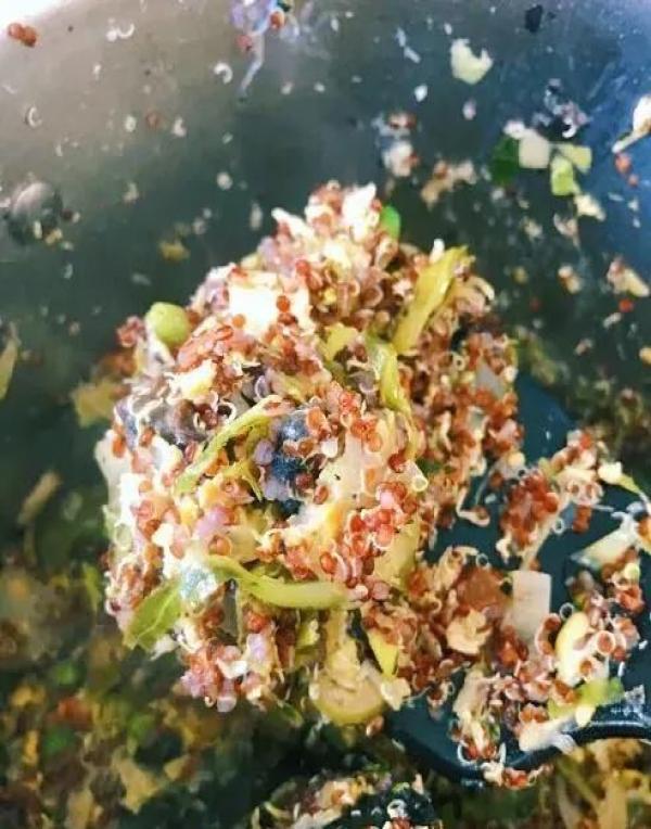 准爸爸到底该如何照顾孕妈，看袁弘对张歆艺就可以了