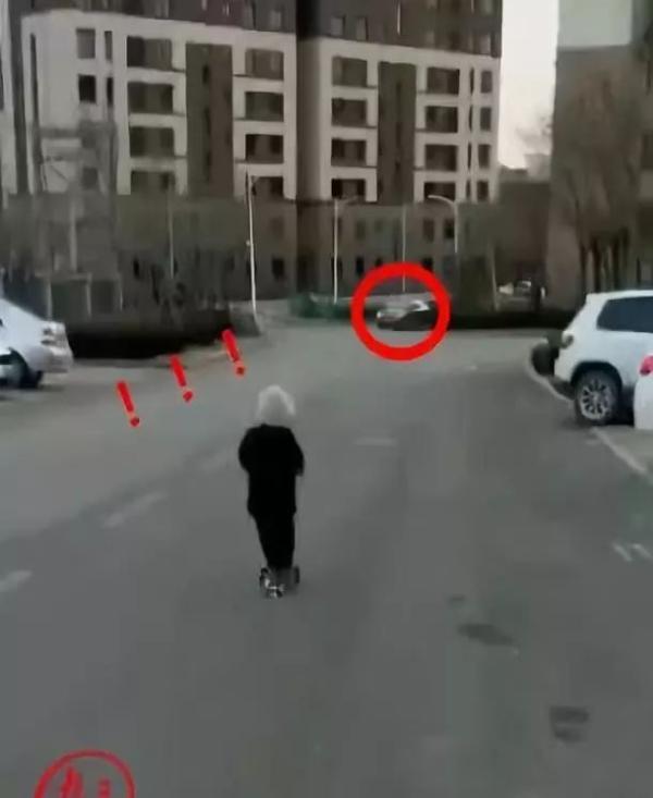 笑岔气！现在的孩子安全意识真强！这求生欲，网友全服了