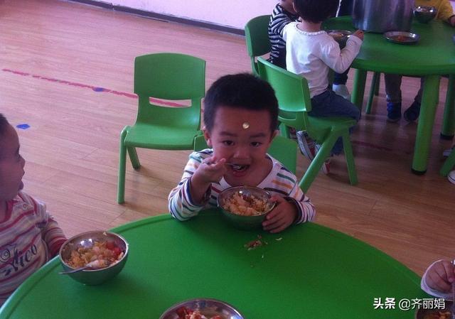 上幼儿园前，提前教会宝宝这4种技能，入园后会很轻松