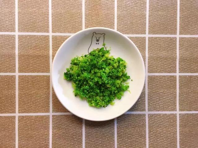 总担心宝宝发育低于同龄宝宝，这些营养必不可少