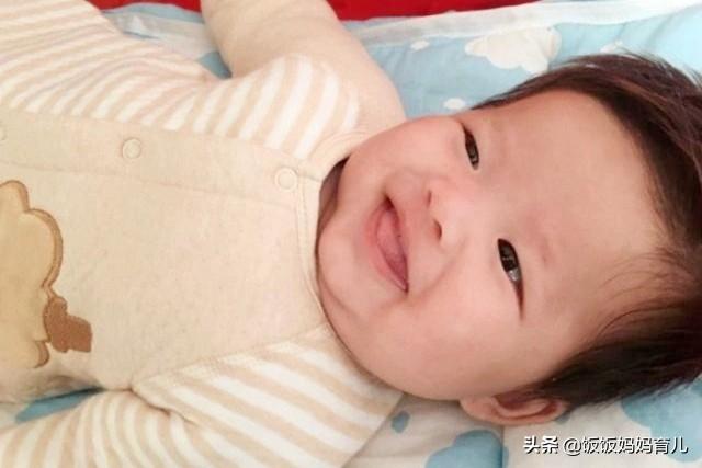 若孩子身体这2个部位摸着凉，证明已经很冷了，宝妈别大意弄错了