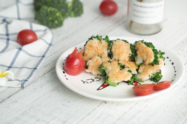 西兰花虾饼竟然这么好做？你一定得学学！