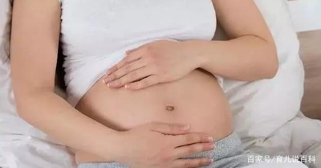 孕妇肚上那条黑线可以判断胎儿性别，黑线偏左就是男孩？