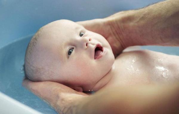 三岁前,爸爸可以多和宝宝做这件事,他们以后的社交能力会更强哦