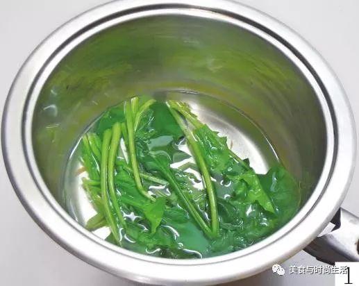 把米饭做成鲜香美味的肉松小饭团,宝宝看着就会大有食欲,宝妈快来学学
