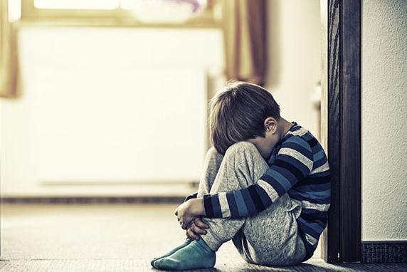 宝宝不听话，爱捣蛋，可能是缺乏安全感