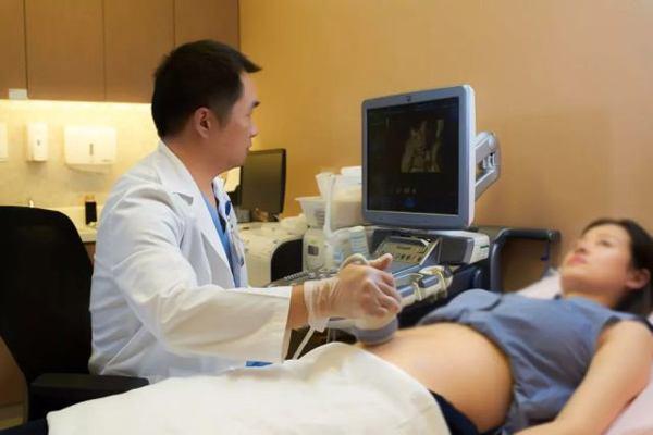 孩子聪不聪明,娘胎里就能看出来,孕期有这3种表现,恭喜孕妈了