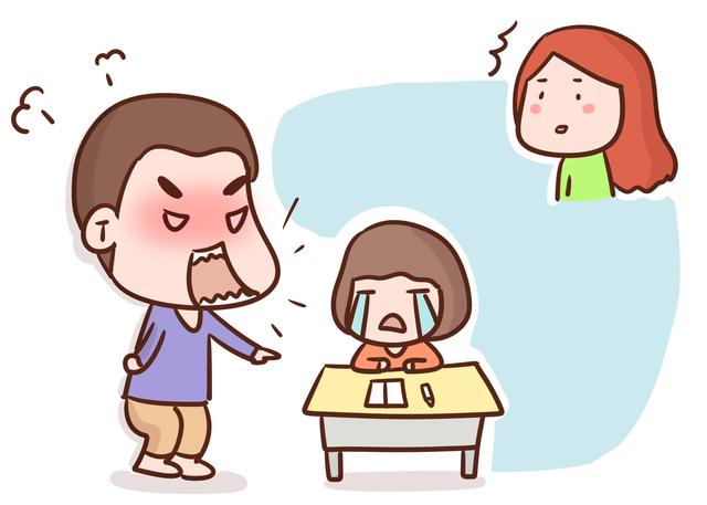 爸爸把孩子训哭，妈妈2种不同的态度，造就不同的孩子