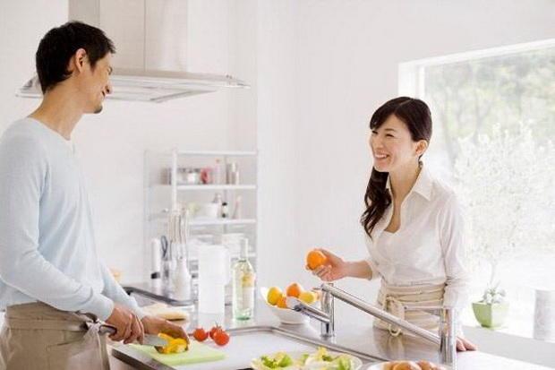 坐月子时，宝爸做过两件事，恭喜你遇到了真爱