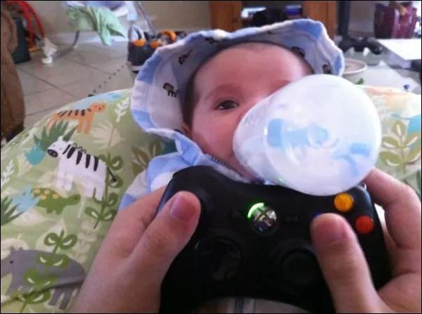 熊爸爸在家带娃！令无数妈妈窒息的操作