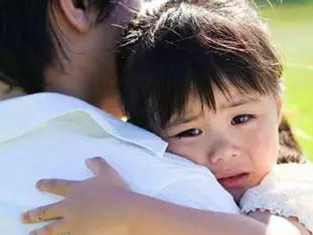孩子幼儿园放学，家长把这几个问题挂嘴边，对娃幼儿园生活没好处