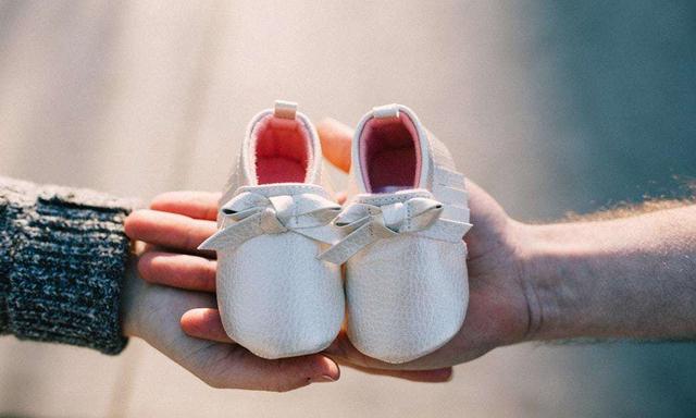 年轻夫妻早早备孕，易孕期“同房”却迟迟不孕？别错过了这个时间