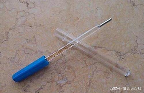 6岁男孩误食体温计，妈妈临危不乱1招急救，这个常识家长要懂！