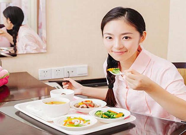 坐月子不能吃香菜吗？月子里吃蔬菜，5吃5不吃，有营养才健康