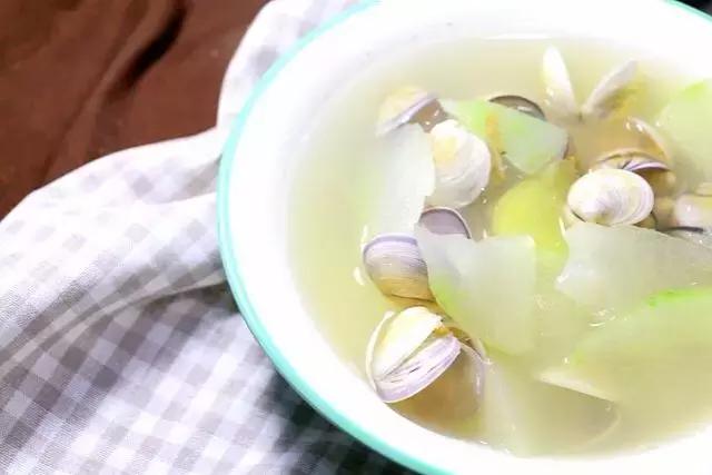 鲜美润燥的汤，宝宝能连喝2碗！9M+