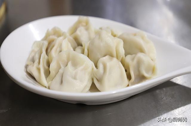 鹏厨教你做:4种不同馅料的饺子,制作超详细,值得收藏