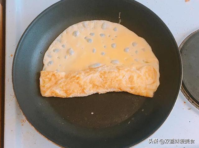 米饭换一种做法，不加一滴油健康美味，5分钟就能吃，孩子最喜欢