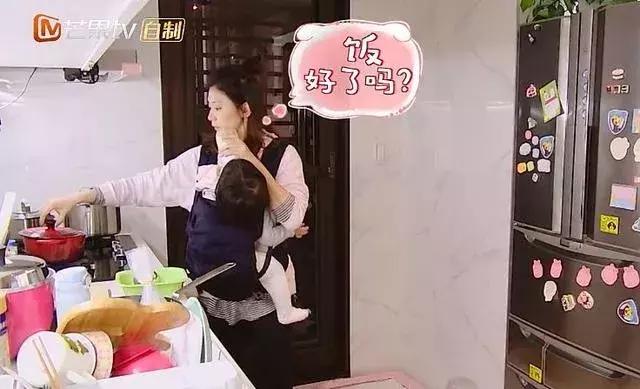 辅食添加全攻略 | 居然还有人在喂稀粥米汤……