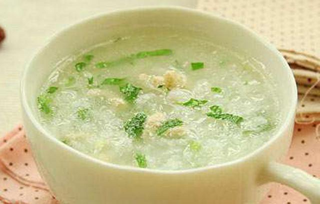 宝宝长大了，也要吃饭饭了。适合宝宝的辅食你知道有哪些吗？