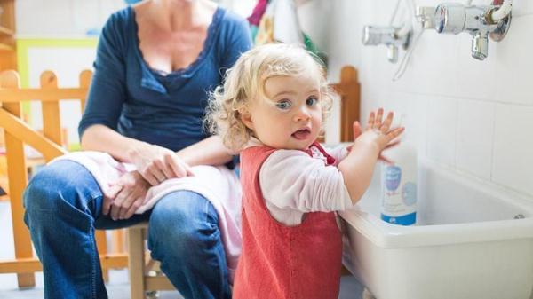 春天宝宝老是感冒？妈妈学会这4招，宝宝抵抗力会很强！