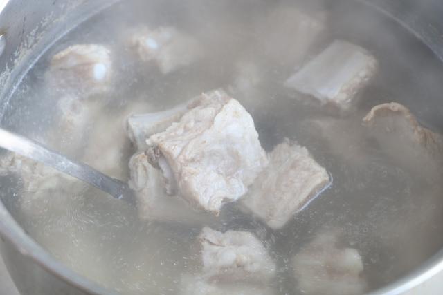 春天,女儿就馋这道菜,酸甜开胃又下饭,每次上桌2分钟准抢光!