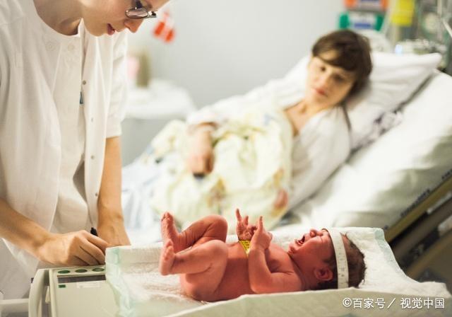 生孩子时，白天和晚上，哪一个时间分娩，对宝宝和产妇更好？