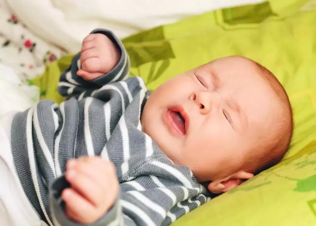 孩子咳嗽，该如何护理？这4种常用方法可能都是错的，你中招了吗
