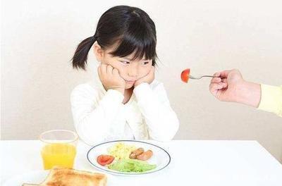 孩子不爱吃饭，方法简单粗暴——饿几顿就好了