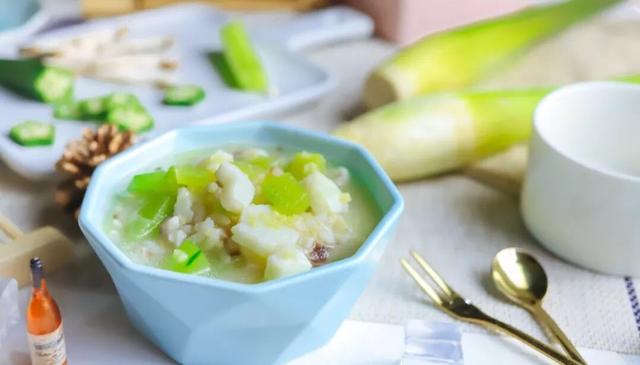 9M+|别等宝宝变得不爱吃饭，才发现辅食喂养时忽略了这一点