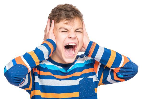 孩子哭泣时，千万别说不许哭，他们只是想宣泄坏情绪！