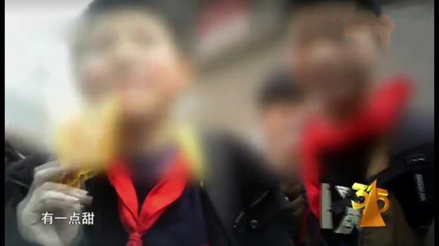 辣条都上315了，你还让孩子吃辣条？父母该教会孩子正确的饮食观