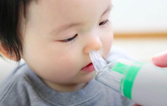 春季流鼻涕有大学问，五种不正常的鼻涕流出，宝宝可能不舒服了