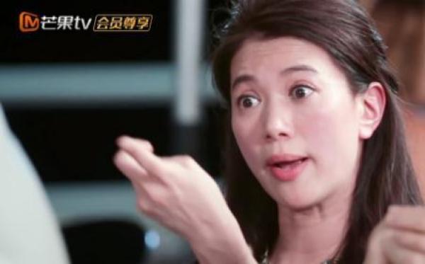袁咏仪坐月子每天洗头，如今经常生病，谢娜洗头的方式让网友爆笑