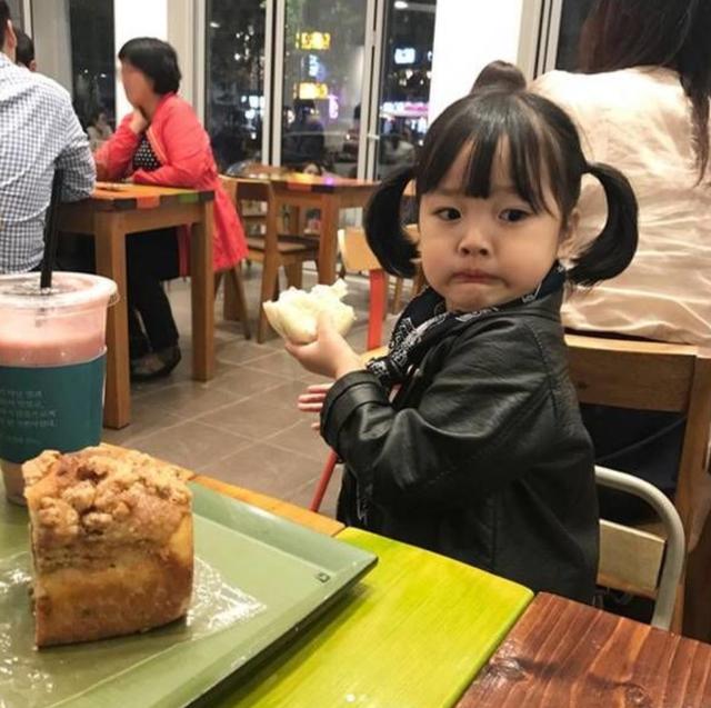 小孩子随便穿就行？他们现在穿的衣服，决定了将来的生活质量
