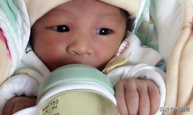新生儿1-6月喂养法则，月月都有差异，千万别乱喂