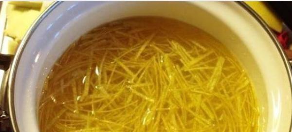孩子再狠的咳嗽, 把它切丝煮熟, 喝一口, 管3年不再发! 速藏