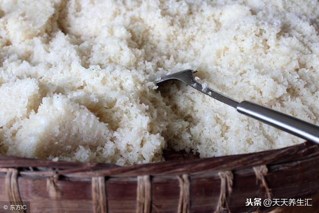 坐月子饮食要避免的6大误区，多了解些，恢复身子可事半功倍
