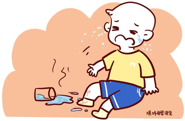 去医院给孩子掏耳屎花了700块？盲目动手，很可能让家长后悔