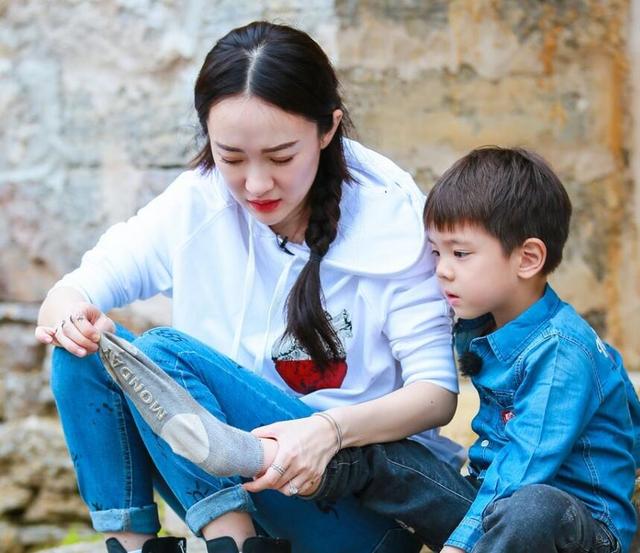 为什么勤快的妈妈越来越不吃香？懒妈妈的三种幸福，真的羡慕不来