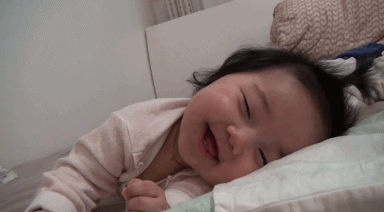 娃睡觉后，大部分妈妈都会干的一件事，你中招了吗？