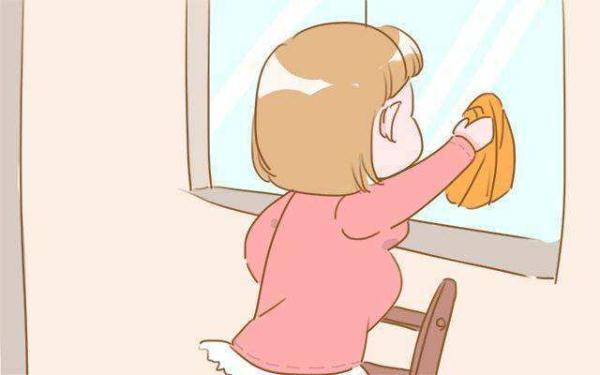 进入怀孕中期，孕妇要多注意这4件事，关乎胎儿的健康发育