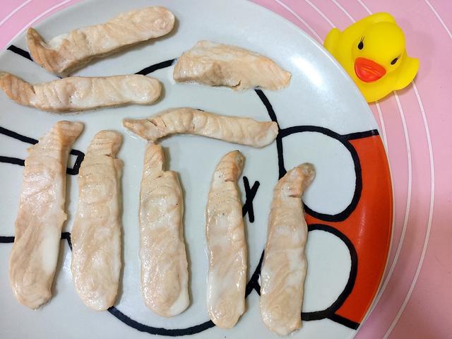 6-12个月宝宝辅食之三文鱼番茄面糊，快来看看如何制作吧：