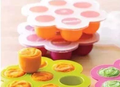 为什么外国一人带几个娃都行，而中国几个人带一个都很累？