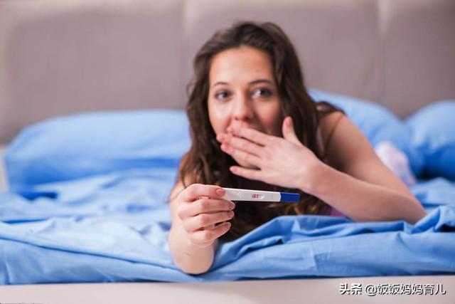 得知怀孕后，朋友圈如何报喜有意思？论脑洞只服这些准妈妈