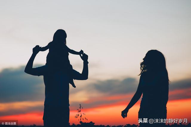 孩子与父母从“同为一体”到“独立个体”，其过程不是一蹴而就的