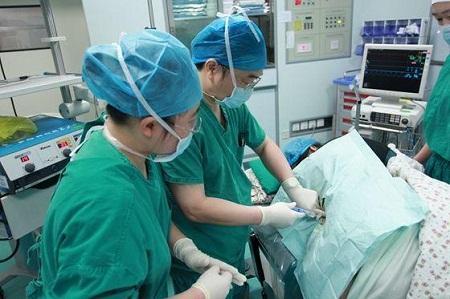 为什么现在医院不再提倡剖腹产？妇产科医生给的原因，全是心里话