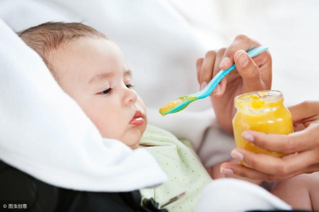 添加辅食导致宝宝过敏？来学学如何添加吧！