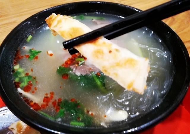 餐桌上3种汤，孩子尽量别喝！对脾胃伤害太大，家长别忽视！