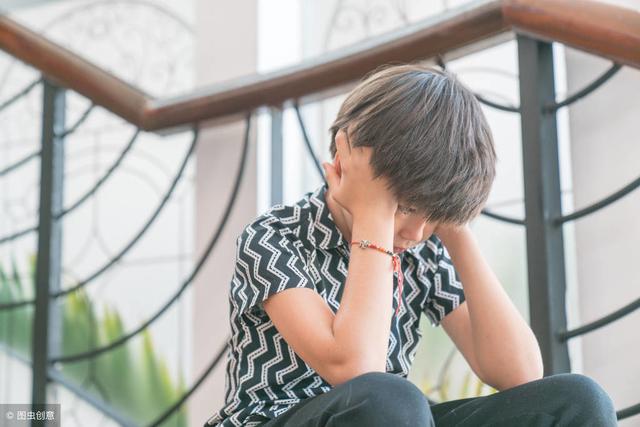 父母亲关注孩子的情感还是成绩？做错了，孩子就成为“问题儿童”